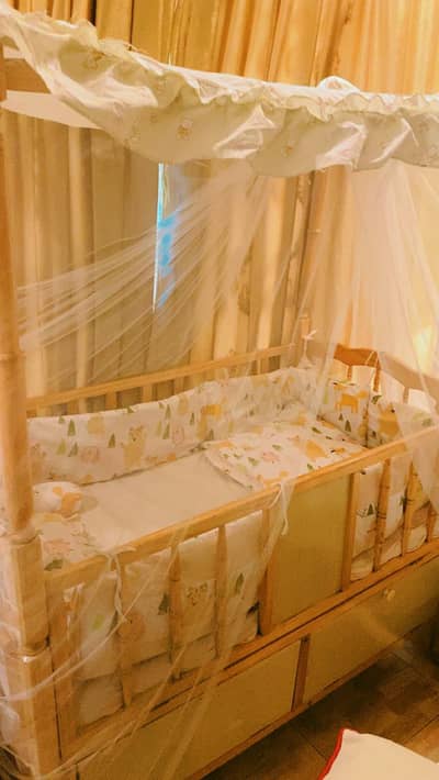 2-in-1 Wooden Baby Cot with Cradle & Mosquito Net