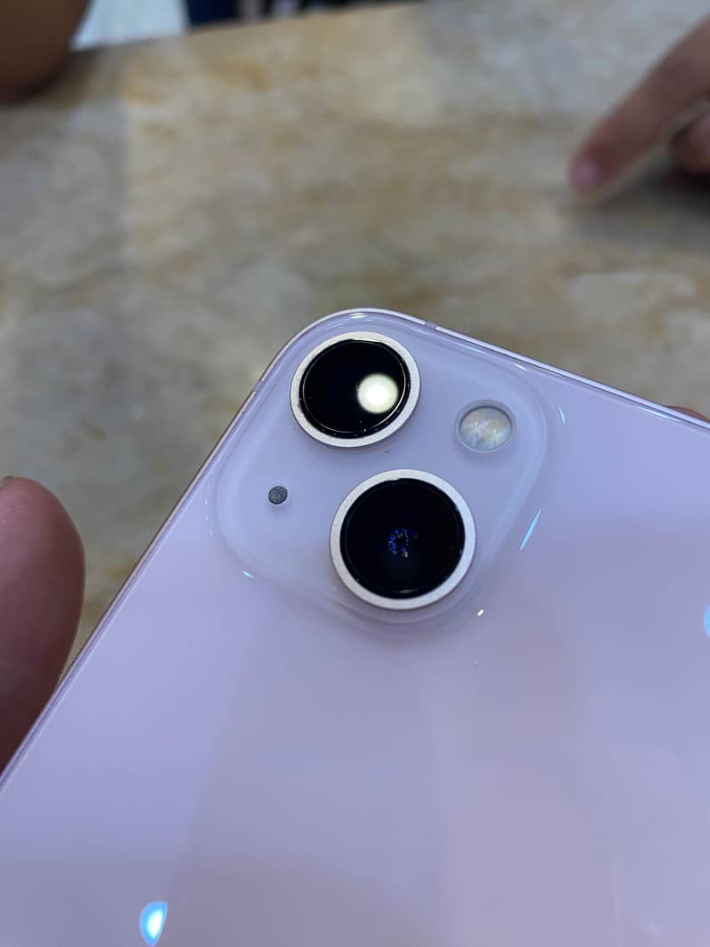 Apple iPhone 13 3