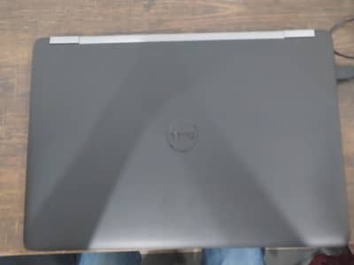 Dell i7 6th Generation Laptop 8GB ram, 250 GB SSD Hard Drive