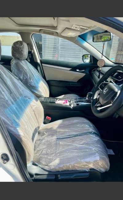 Honda Civic X Oriel Red meter 10/10