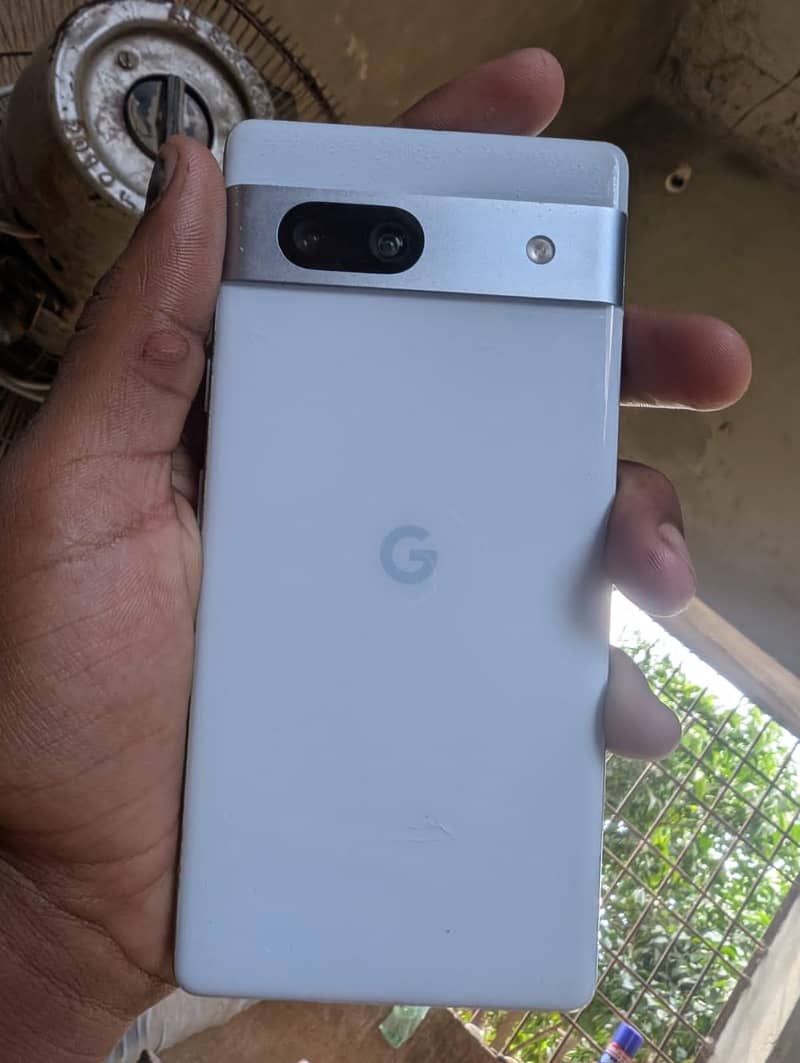Google Pixel 7a 1