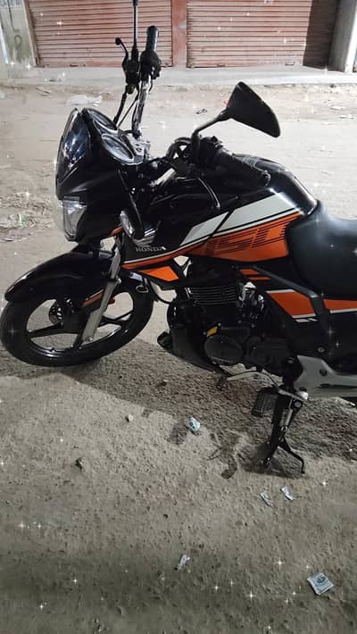 HONDA CB150F