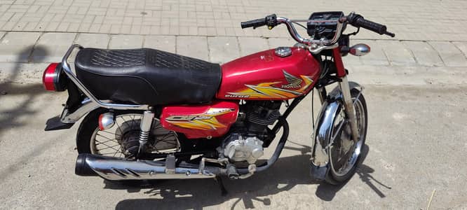 Honda CG 125 model 2021 first owner jenioun condition