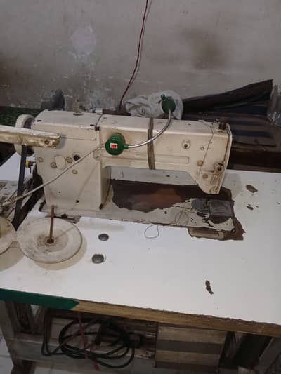 Sun Star KM-250B sewing Machine