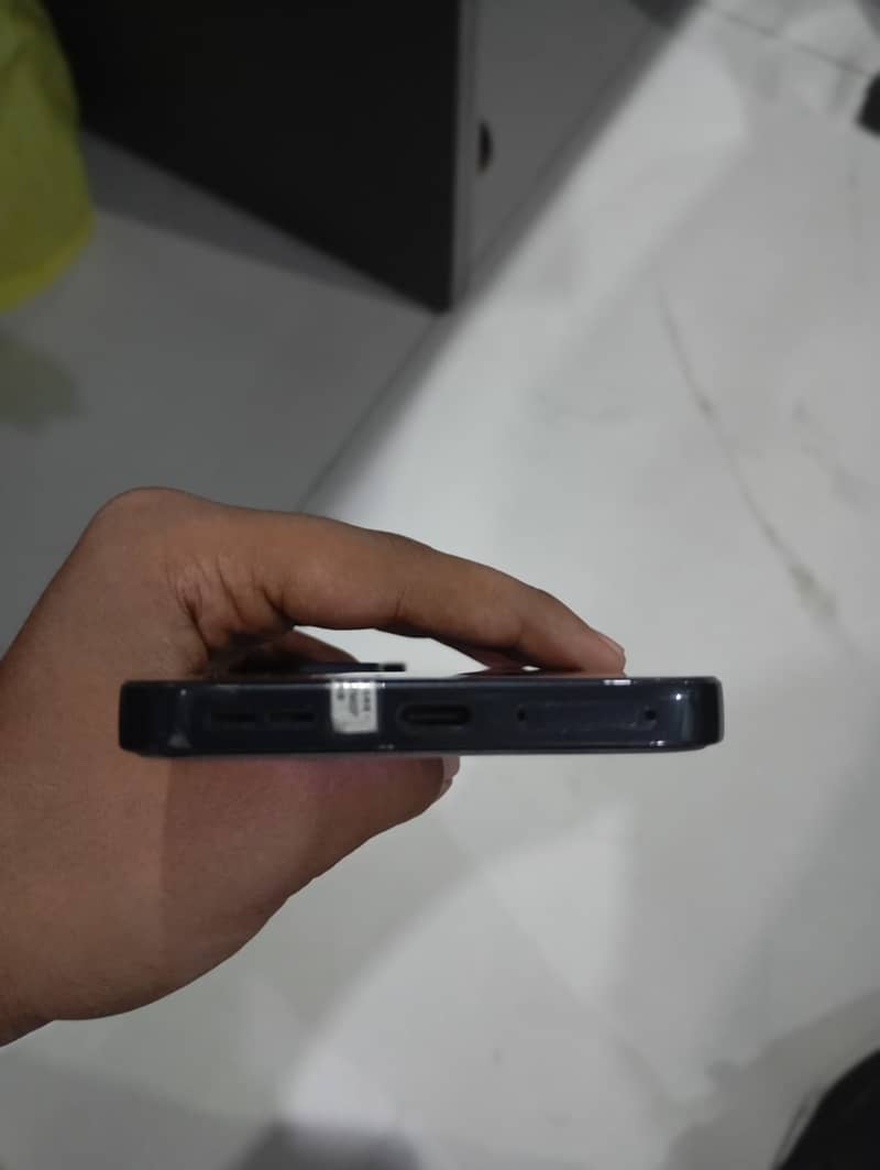One Plus 6T 5