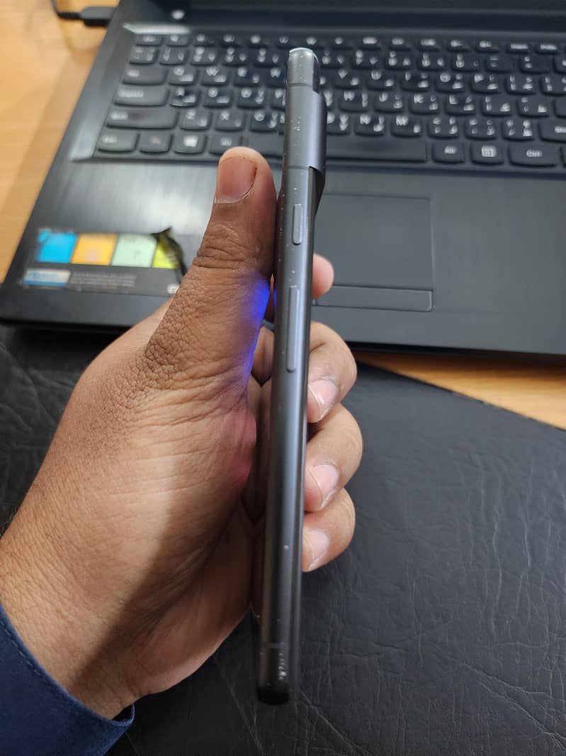Google Pixel 7 4