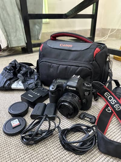 Canon 6D Full Frame + 50mm 1.8 STM + Bag & Accessories