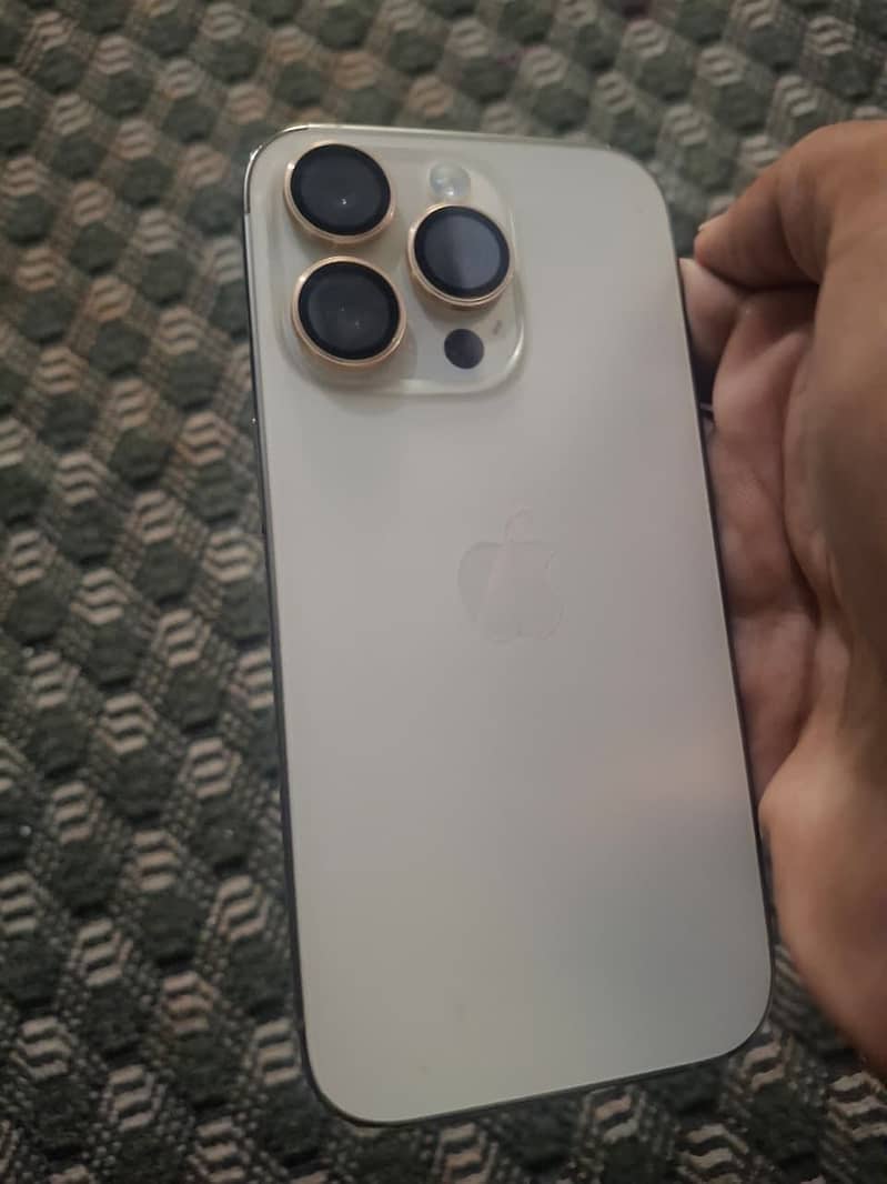 Apple iPhone 14 Pro 3