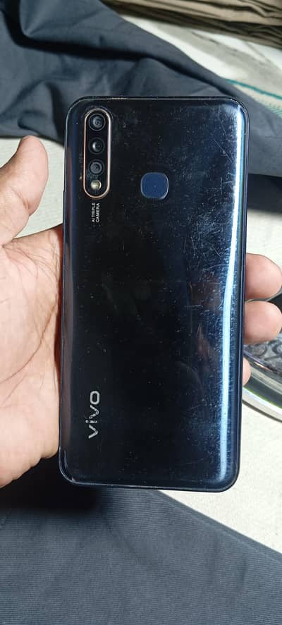 vivo y19 / 8_256  Non Pta 10 by 9