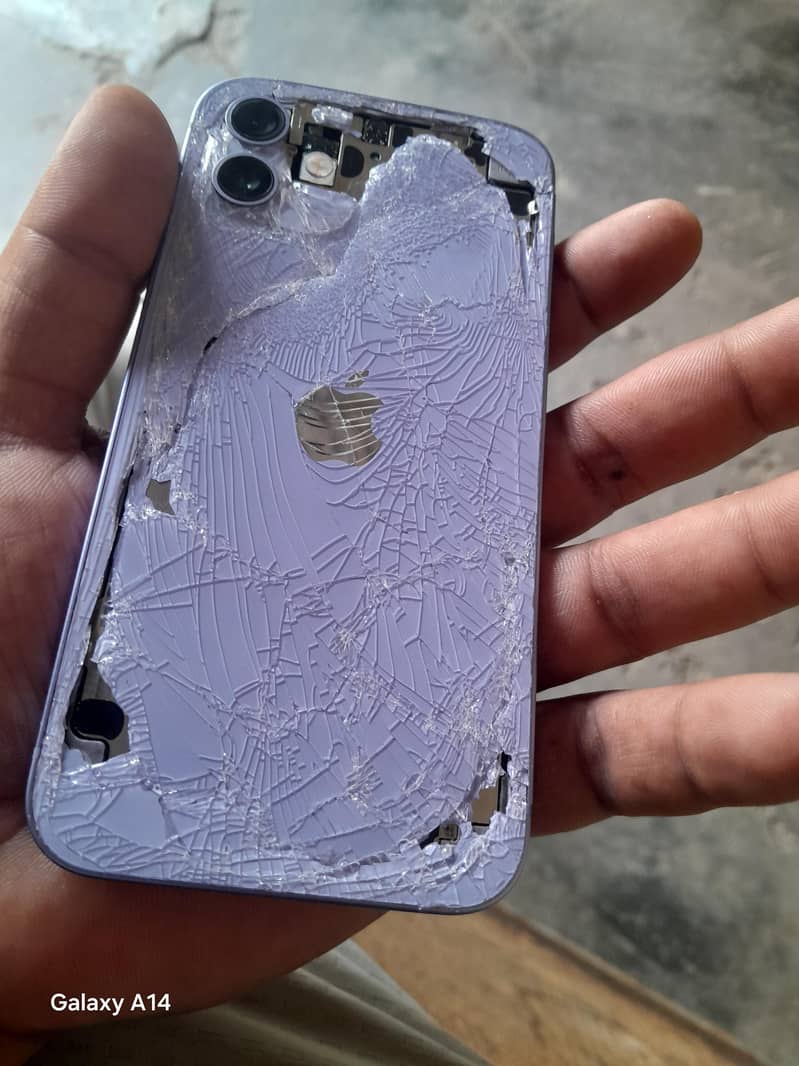 Apple iPhone 12 7