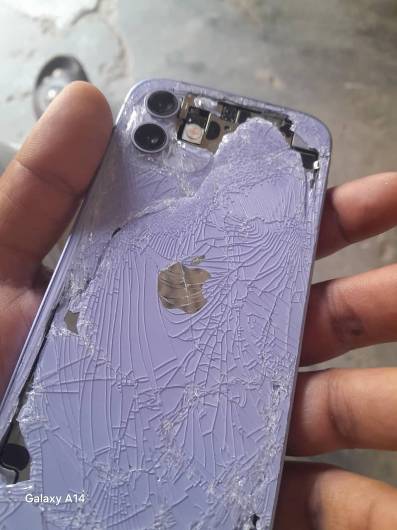 Apple iPhone 12 8