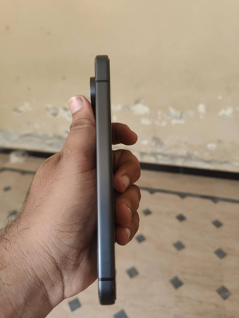 Google Pixel 9 2
