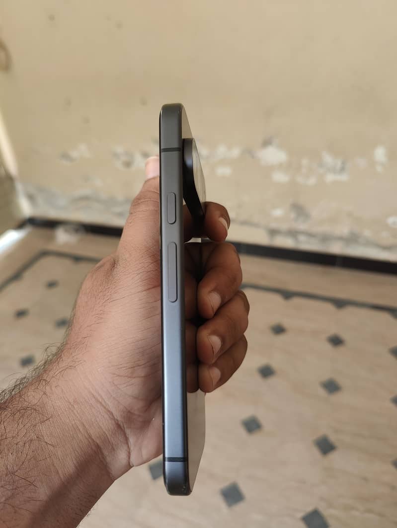 Google Pixel 9 3