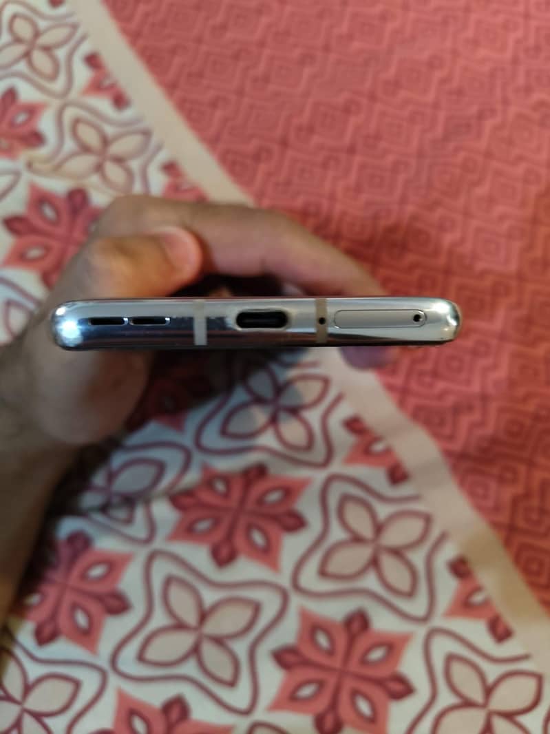 One Plus 8 4