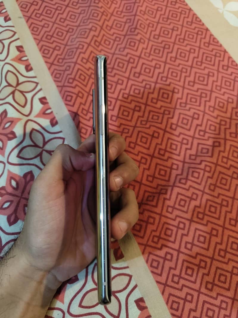 One Plus 8 6