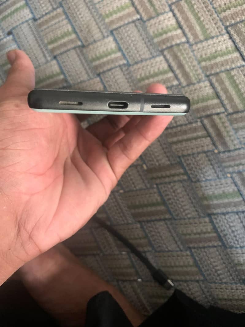 Google Pixel 6a 1