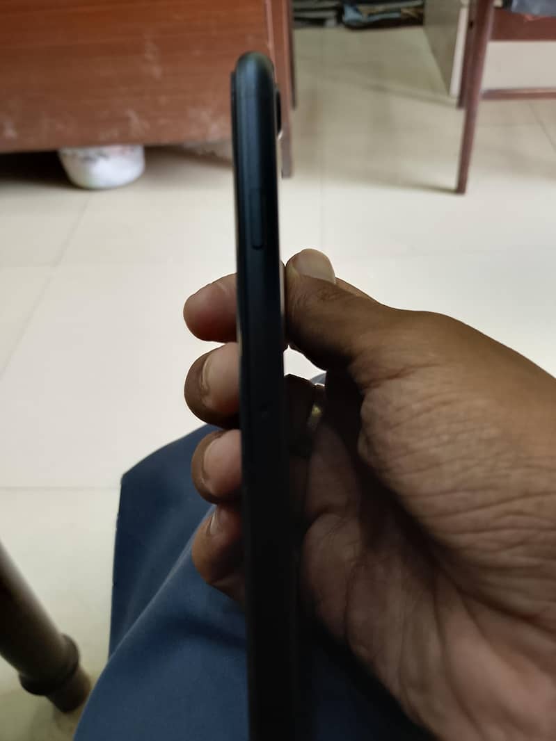 Apple iPhone SE 3rd generation 3