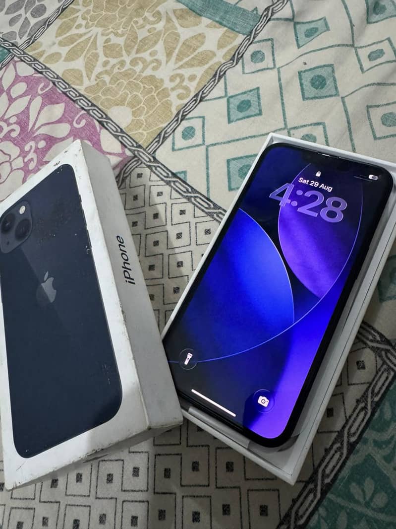 Apple iPhone 13 1