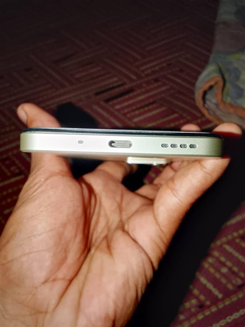 Realme C75 3