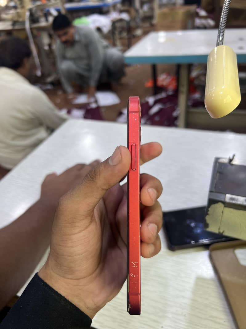 Apple iPhone 12 2