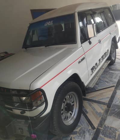 Mitsubishi Pajero 1988