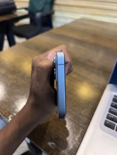 Apple iPhone 14 plus