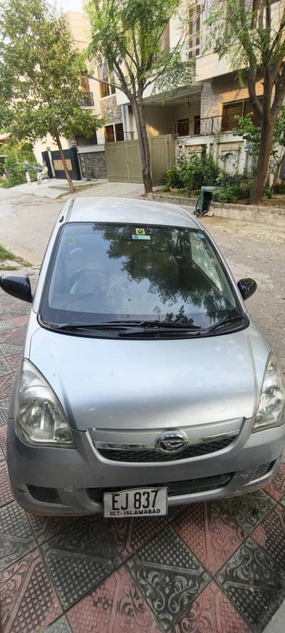 Daihatsu Mira 2012
