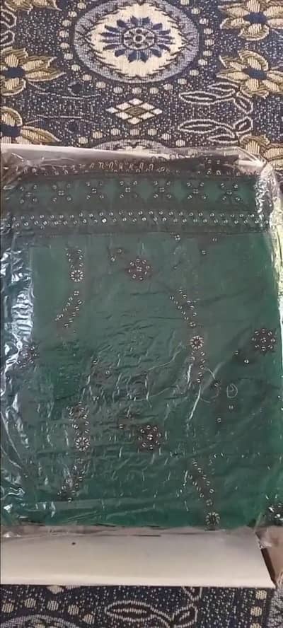Green Fancy Heavy Embroidered Suit – New & Unused 3 piece