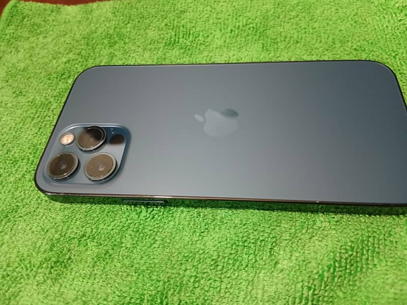 Apple iPhone 12 Pro 0
