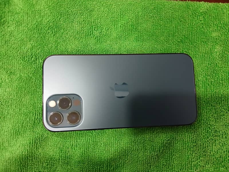 Apple iPhone 12 Pro 2