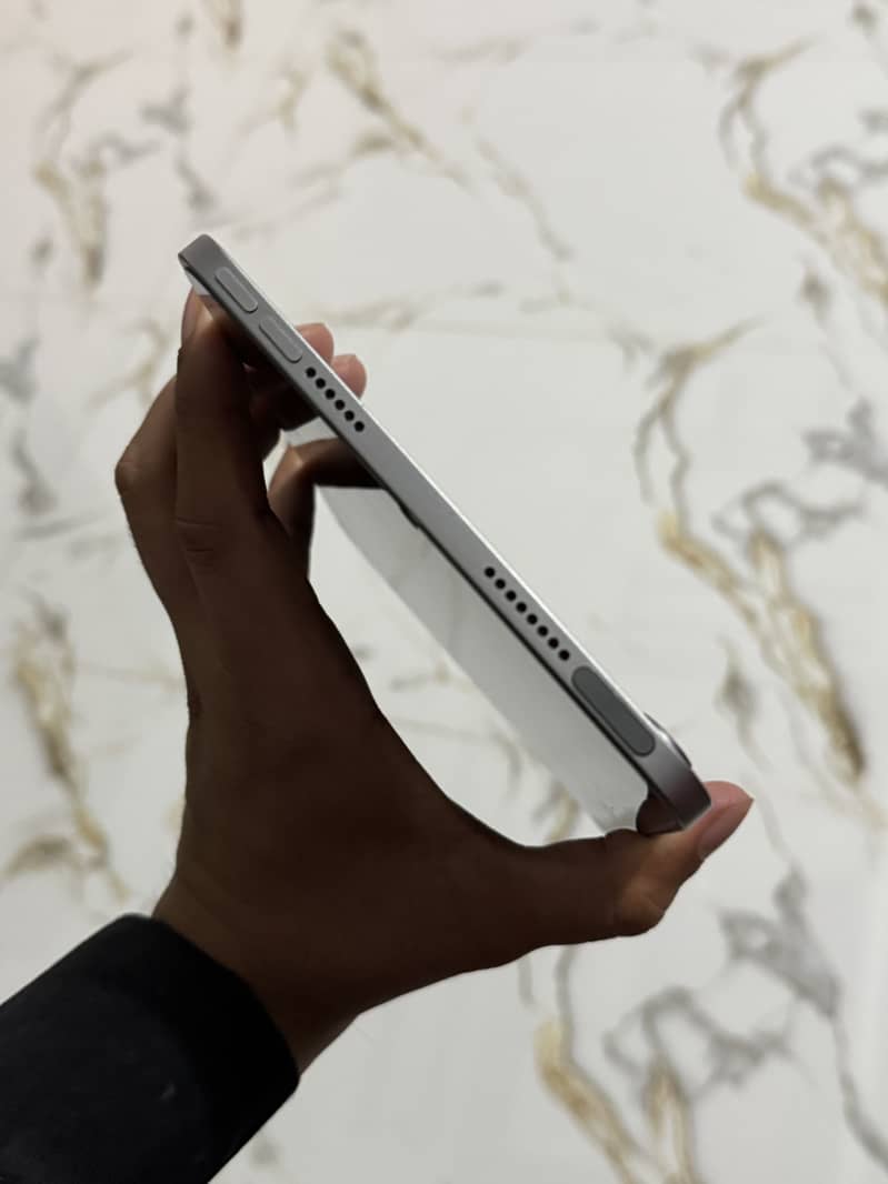 iPad mini 7 1