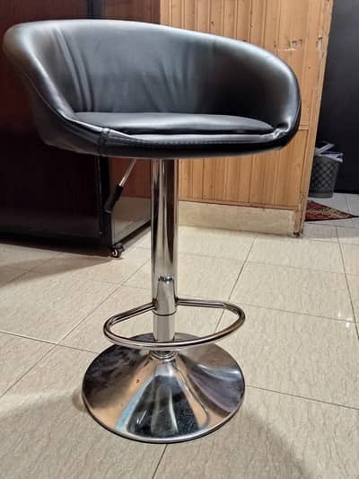 STUDY CHAIR