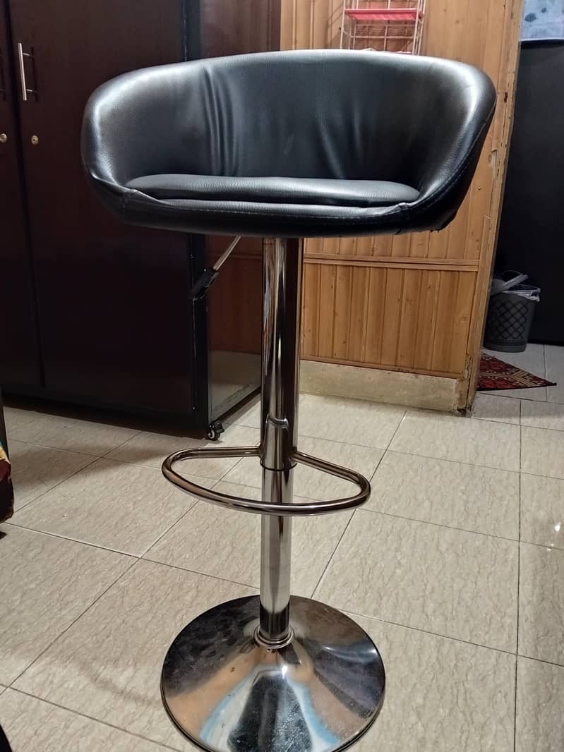 STUDY CHAIR 2