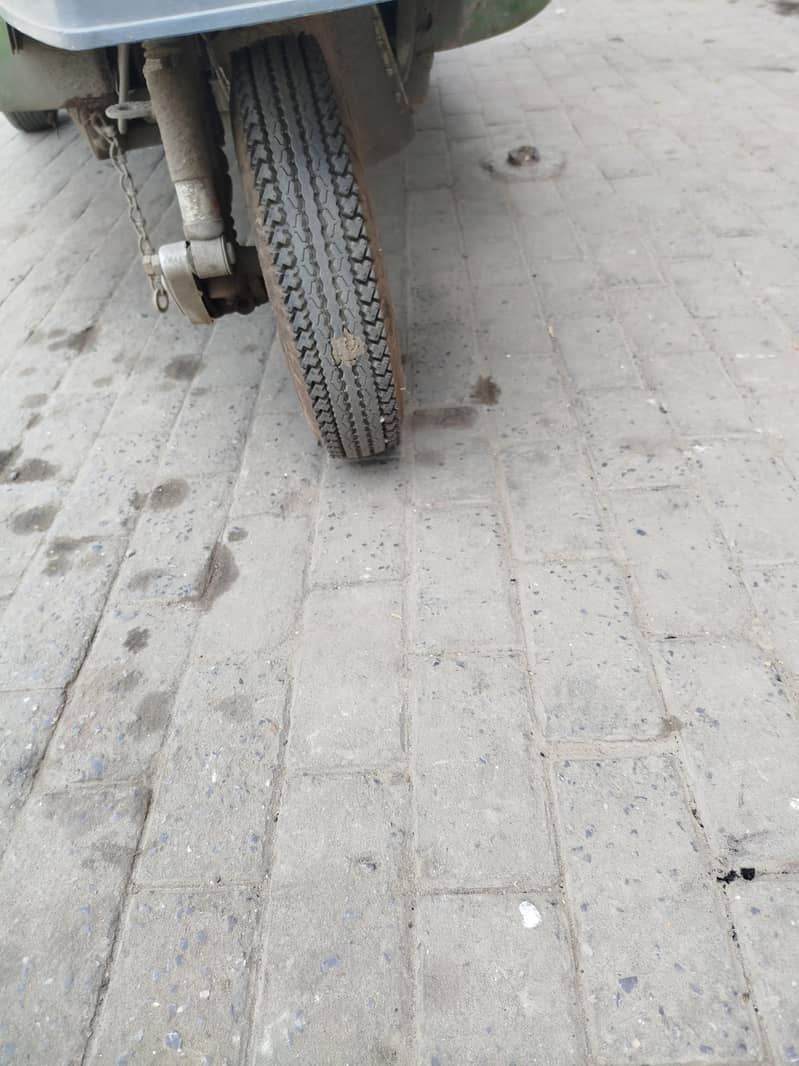 auto rickshaw 3
