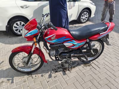 17 model prider for sale all okay just bay and drive