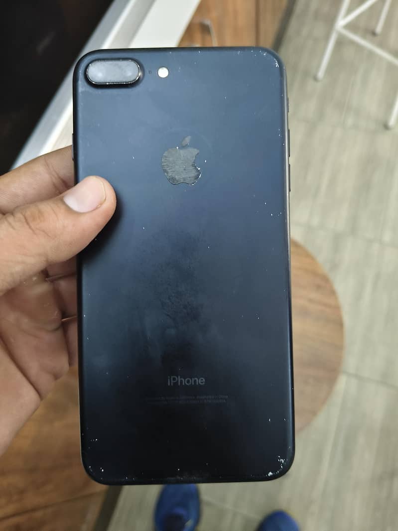 Apple iPhone 7 Plus 4