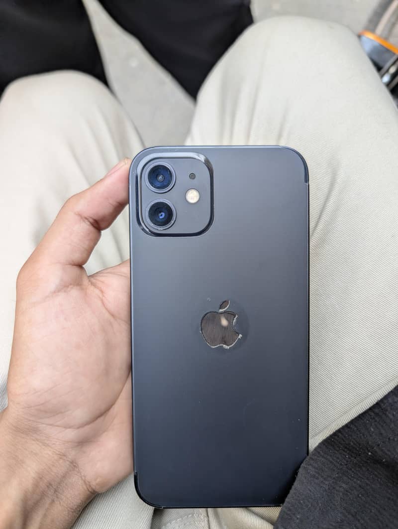 Apple iPhone 12 5