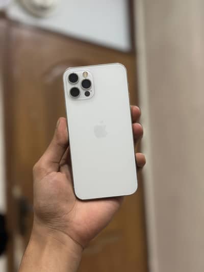 Apple iPhone 12 Pro
