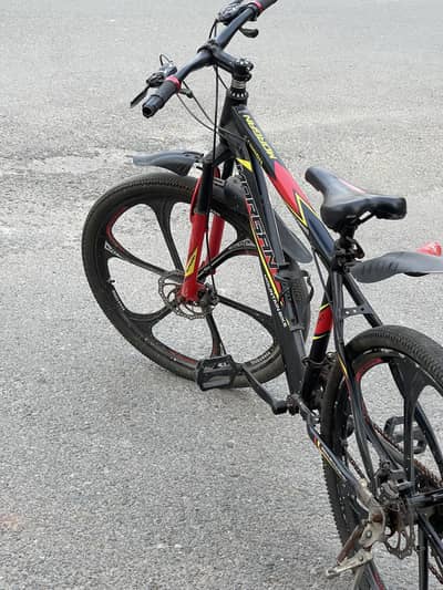 Sport black cycle