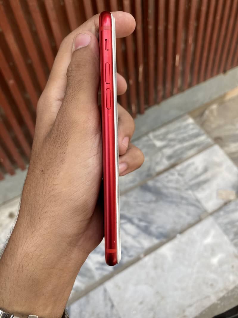 Apple iPhone SE 4