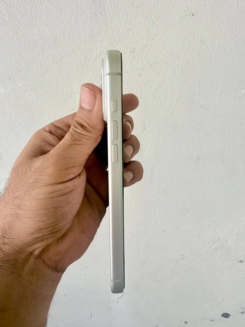 Apple iPhone 17 Pro Max 1