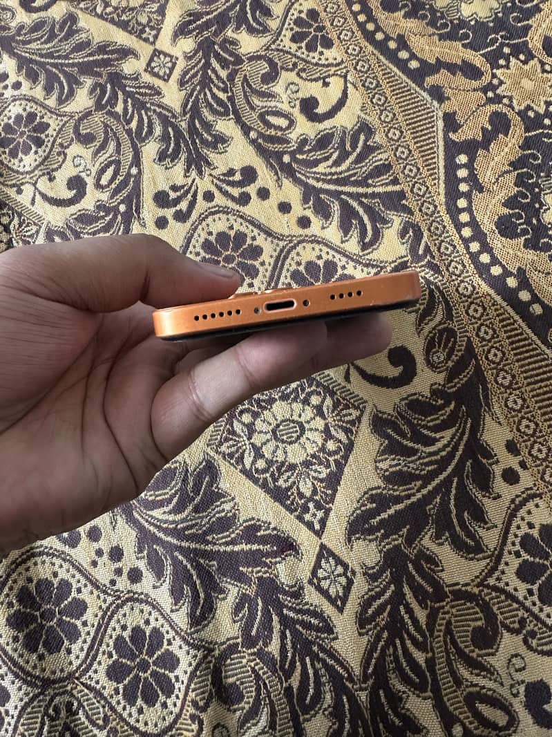 Apple iPhone XR 3