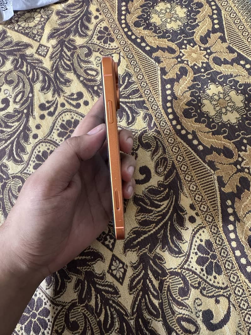 Apple iPhone XR 5