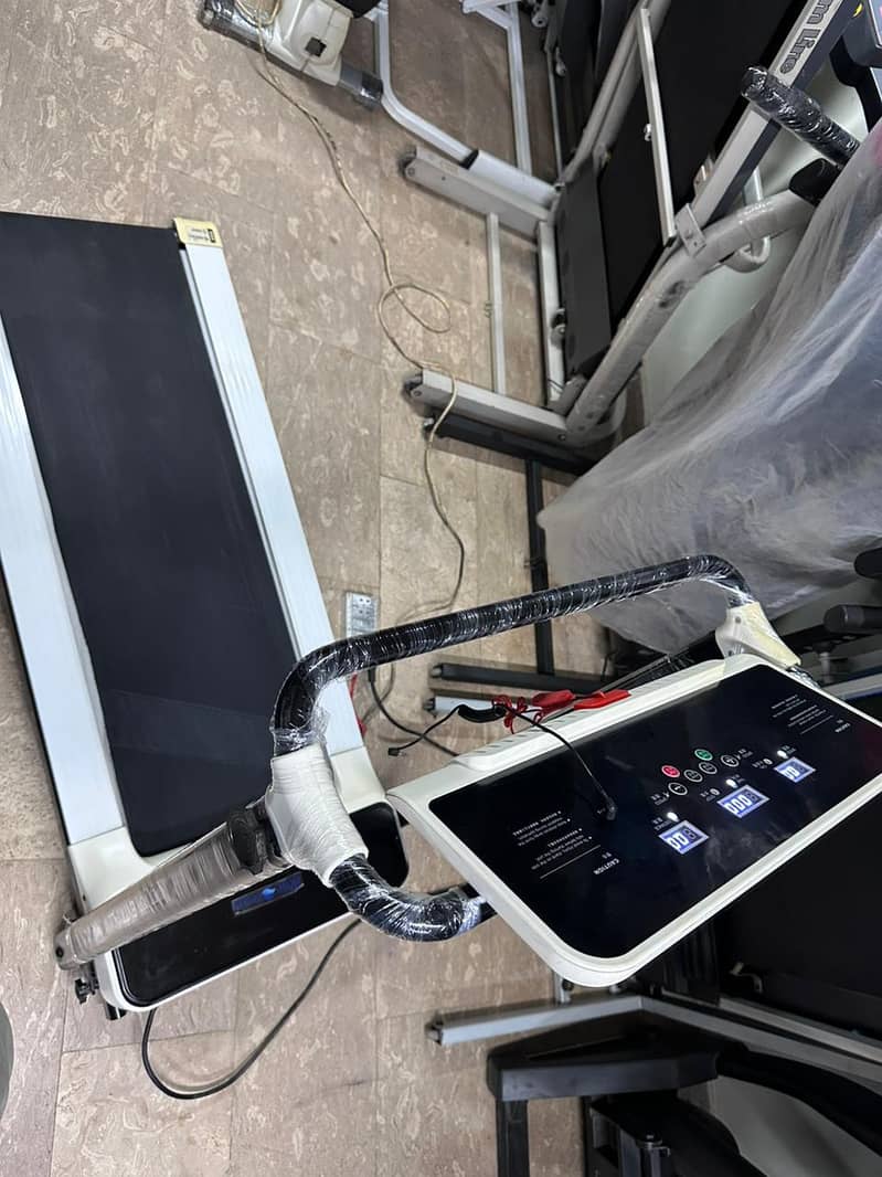 Exercise (cycle/ elliptical/ treadmill) 19