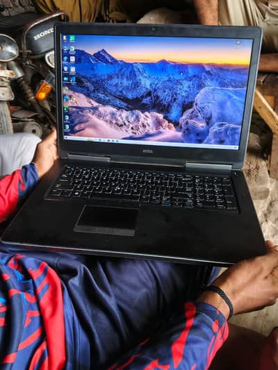 Dell Gaming Laptop 17" | core i7 | 2gb Dedicated Graphics  | 8 gbram