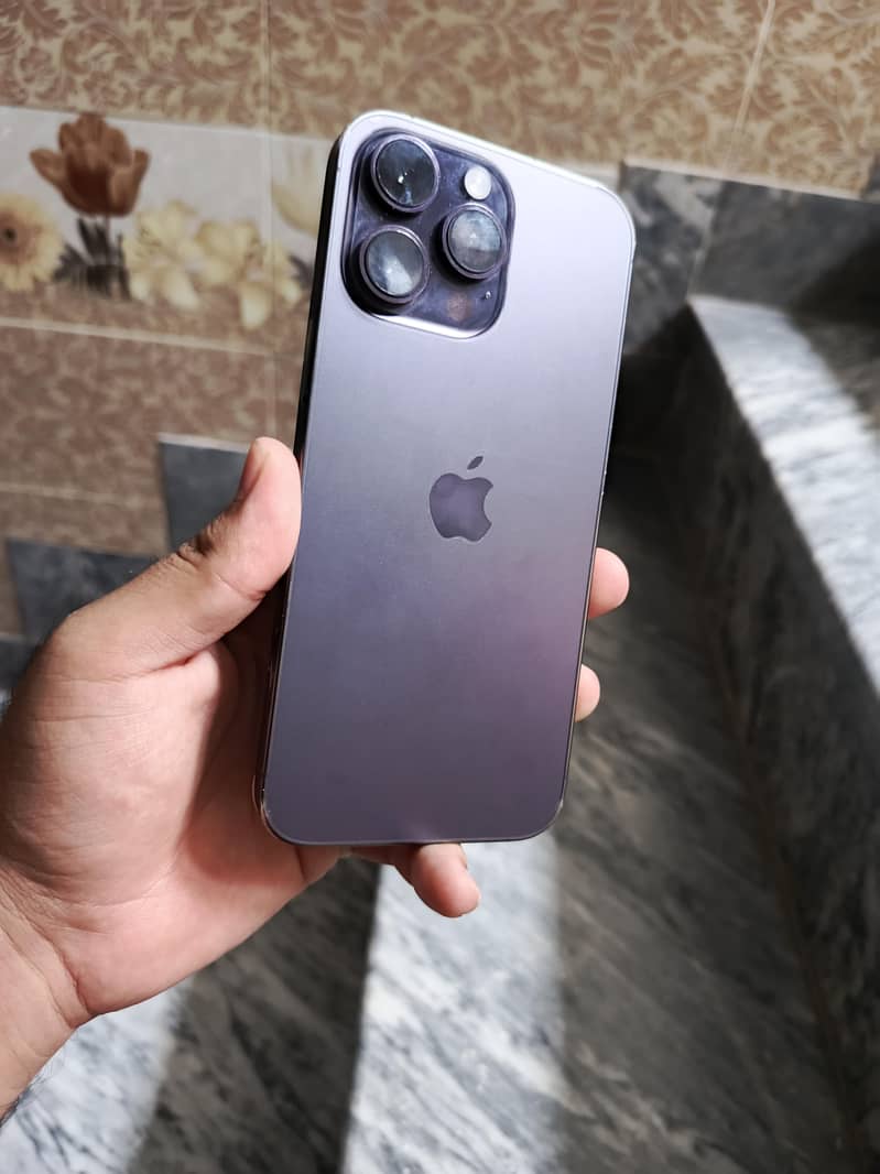Apple iPhone 14 Pro Max 0