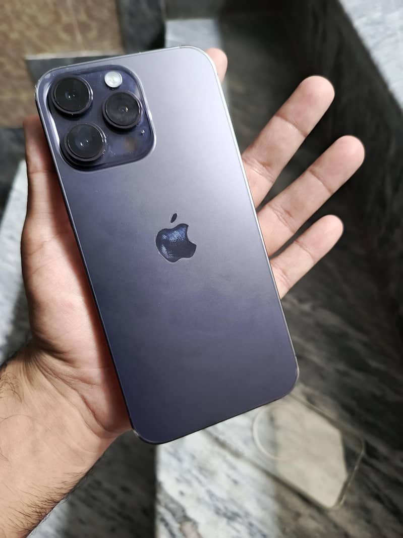 Apple iPhone 14 Pro Max 6