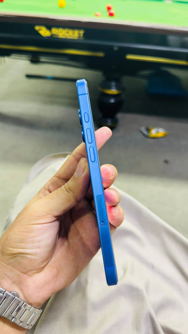 Apple iPhone 16 Plus jv 5