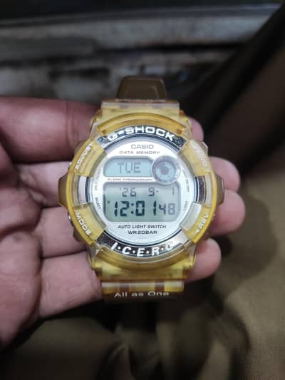 Casio g shock 2ndhand 10\10 condition