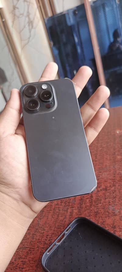 Apple iPhone 15 Pro